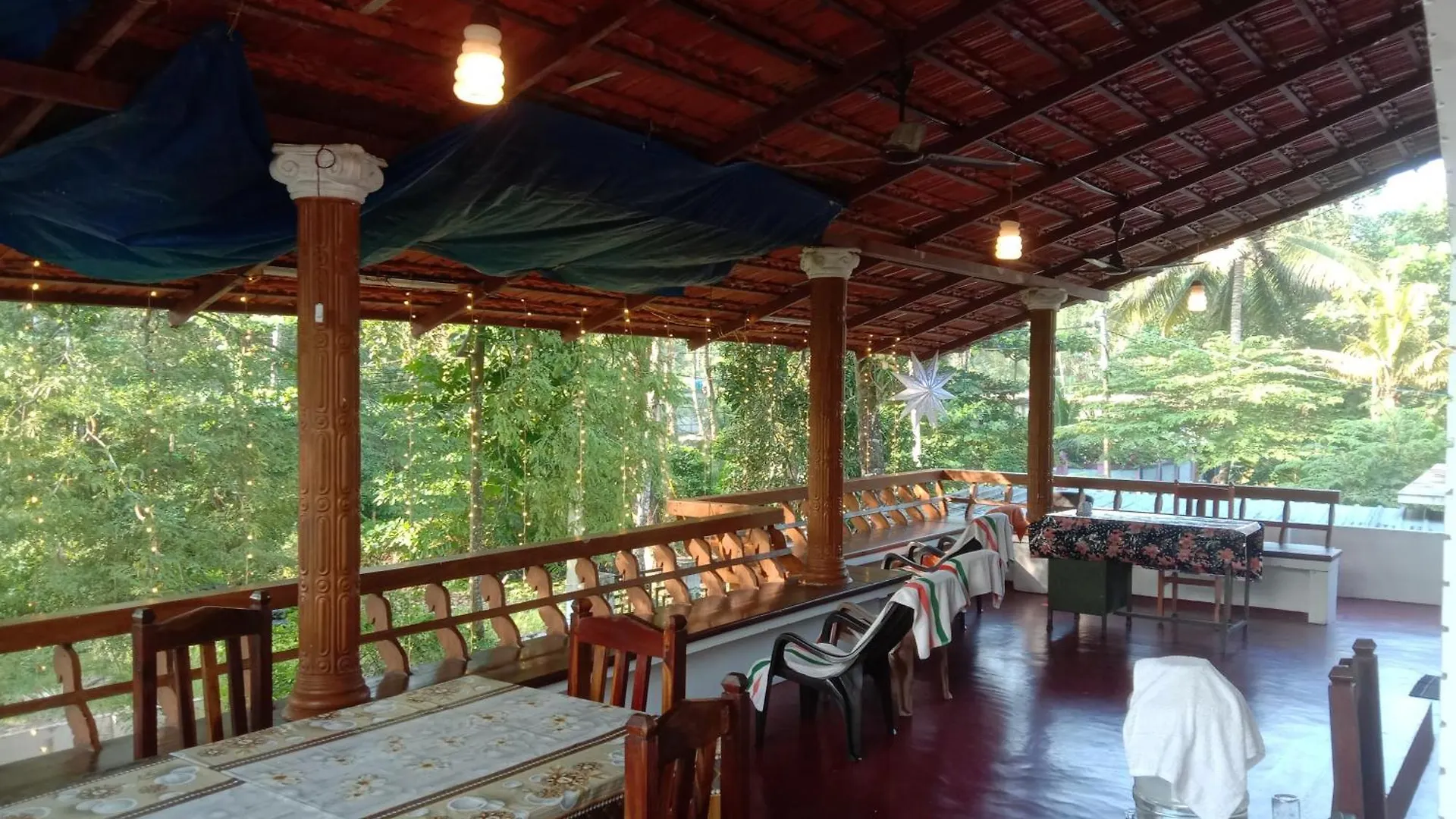 Pansiyon 'Marari Johns Homestay' Mararikulam, Alappuzha Hindistan